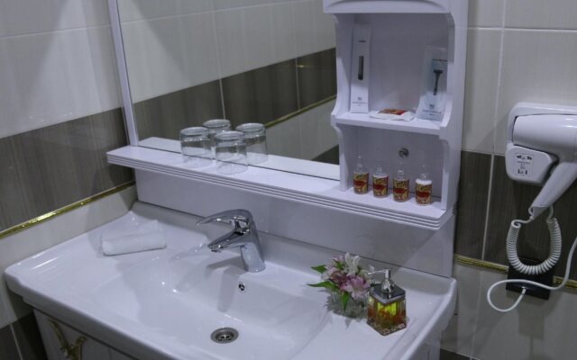 Corniche Hotel Baku