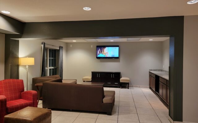 Extend-a-Suites - Extended Stay, I-40 Amarillo West