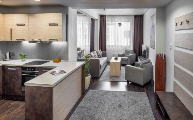 VN3 Terraces Suites by Adrez Living