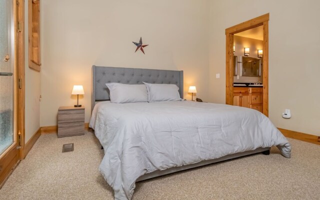 Glamping on The Mountain