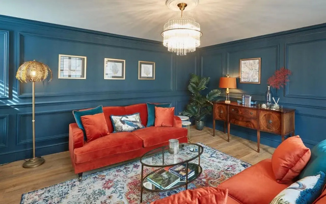 Host Stay Deveraux House