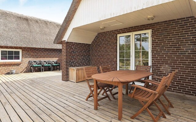 8 Person Holiday Home in Blavand-by Traum