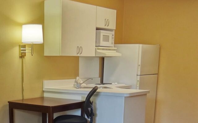 Extended Stay America Roanoke Airport