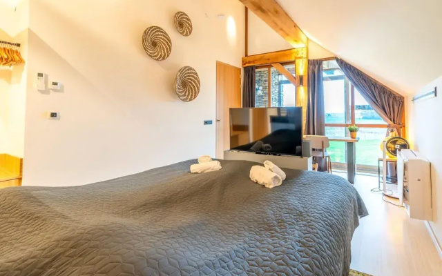 Luxurious and Sustainable 6-person Holiday Villa