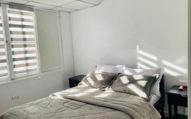 Hotel Muros Quito