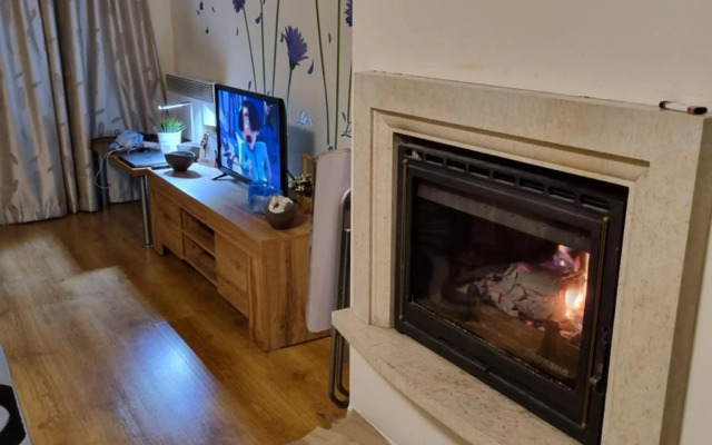 G-Apartment, New Inn, 2-rooms