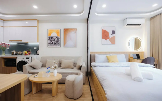 Wisteria Luxury Apartment