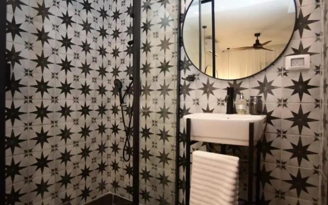 Z32 Luxury Boutique Apartments