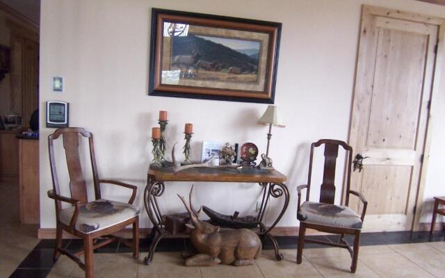 Elktrace Bed & Breakfast