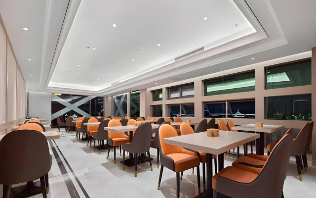 Vienna Hotel (Kaili Stadium)(维也纳酒店（凯里体育馆店）)