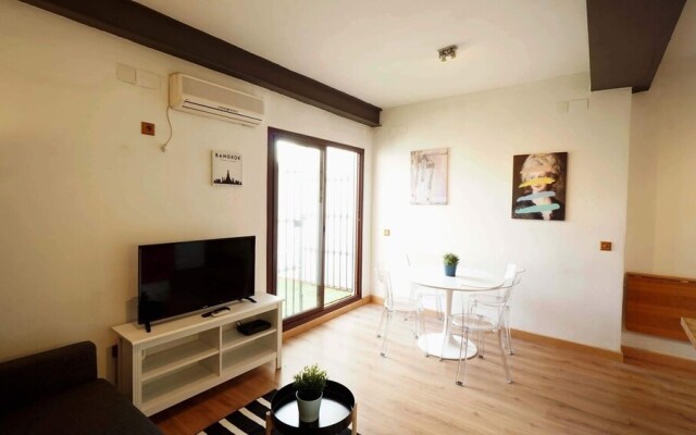 RentalSevilla Ático Soleado con terraza junto a la Alameda