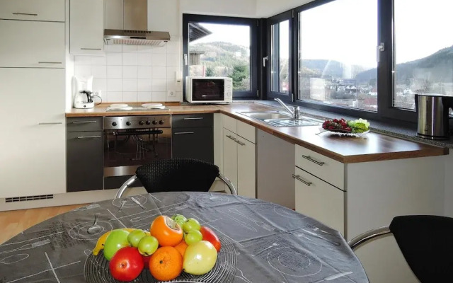 Bright Apartment With Garden
