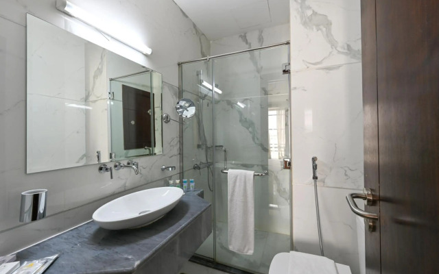 Almansour Suites Hotel Doha