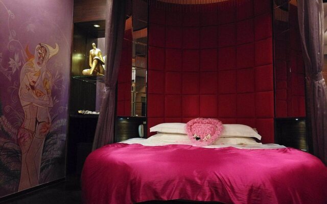 Kande Club Hotel