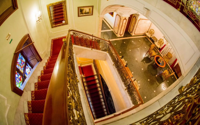 Garni Hotel Leopold I