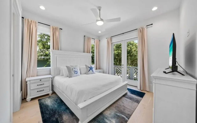 Magnolia Tides 6 Bedroom Home