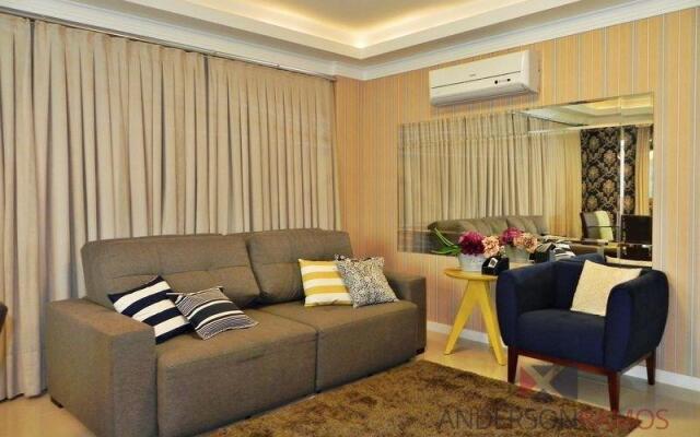 1056 - Apartamento para locação na praia de Bombinhas