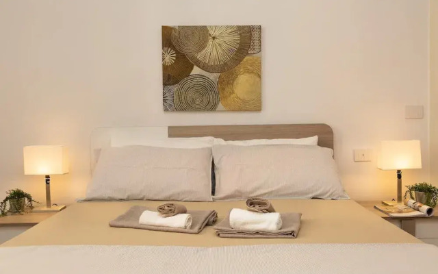 Colosseum Holidays - Marco Aurelio