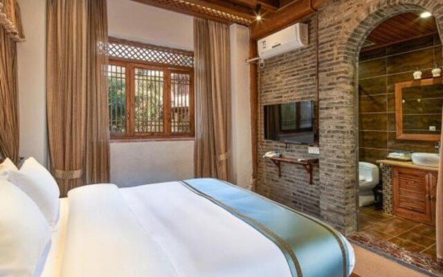 Floral Hotel Fantu