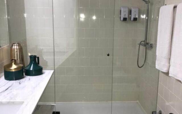 Oporto Chic & Cozy - Flores