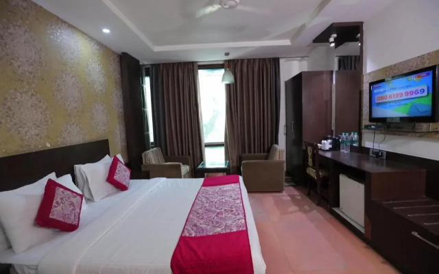 Hotel Panickers Residency