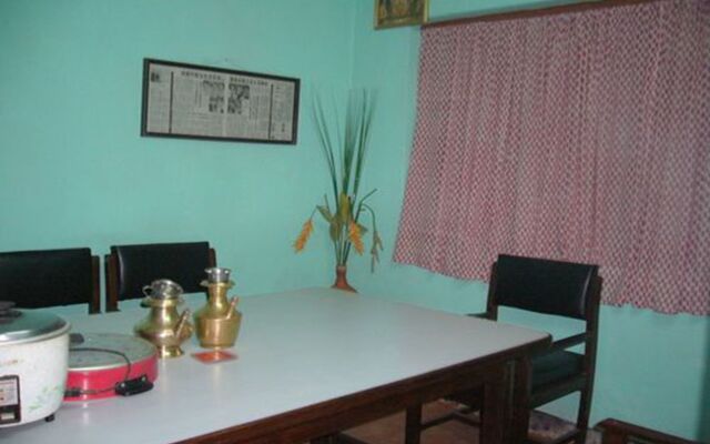 Sanu House Hostel & Homestay