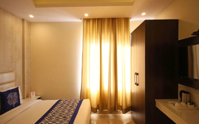 OYO 8132 Hotel Kukreja