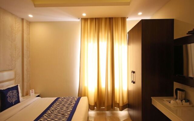 OYO 8132 Hotel Kukreja
