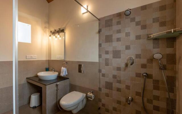 Claire 1br luxurious room overlooking plantation