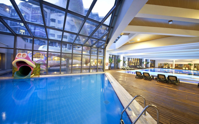 Limak Lara De Luxe Hotel - All Inclusive