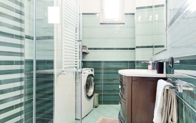 Salvator Rosa Metro Station Flat