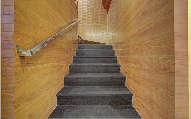 Treebo Prince Andheri East