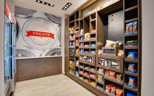 Hampton Inn Salem Boston