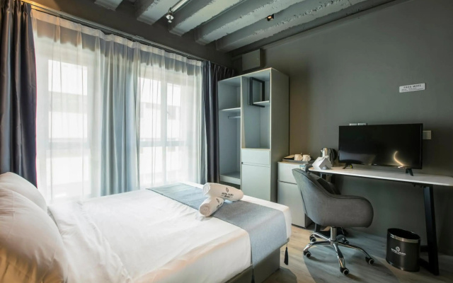 Hotel Calmo Bugis