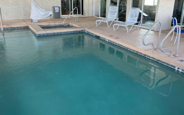 Travelodge By Wyndham Holbrook