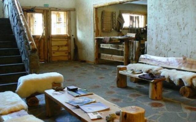 Ruca Pehuen Eco-Lodge De Montaña