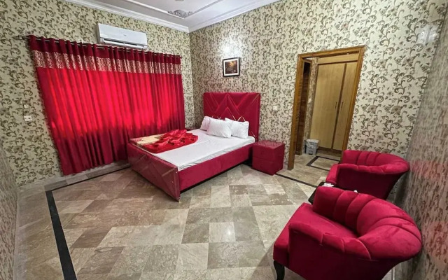 Royal Chalet Family Guest House