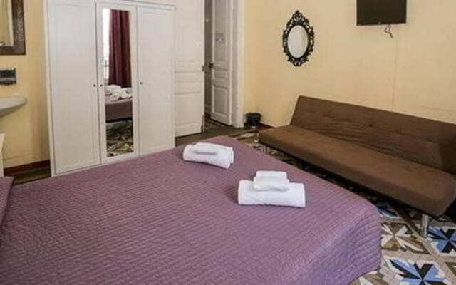 Hostal Balmes