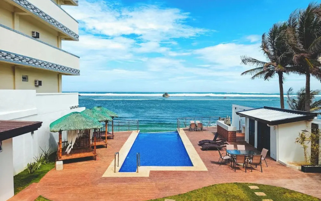 Cyan Sea Suites