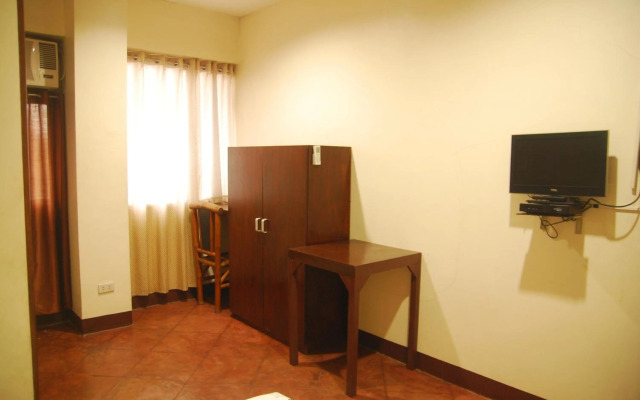 Centro Mactan Suites