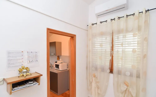 Apartment 1629