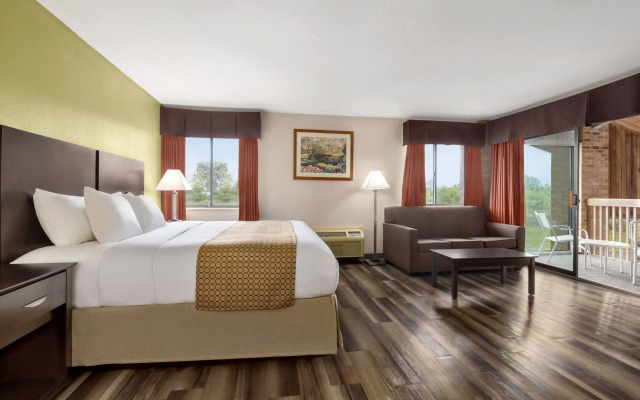 Baymont by Wyndham Monroe