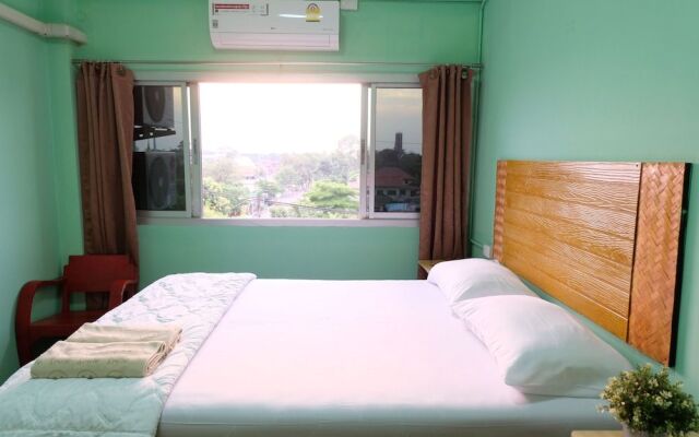 Charming House - Hostel