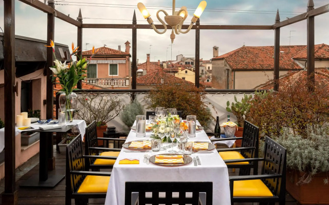 Ca' Pisani Deco Design Hotel