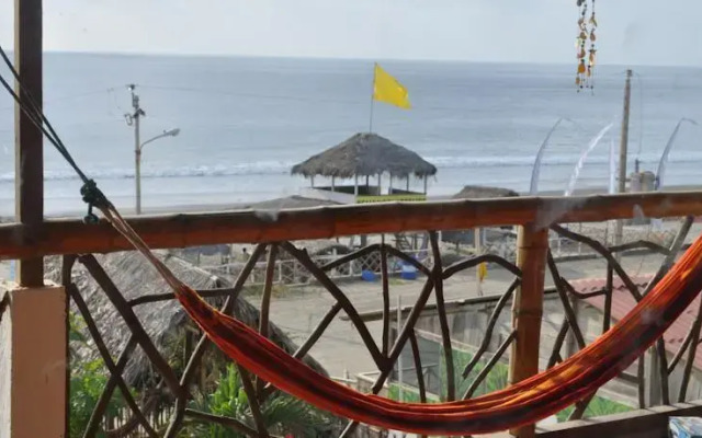 Donkey Den Guesthouse