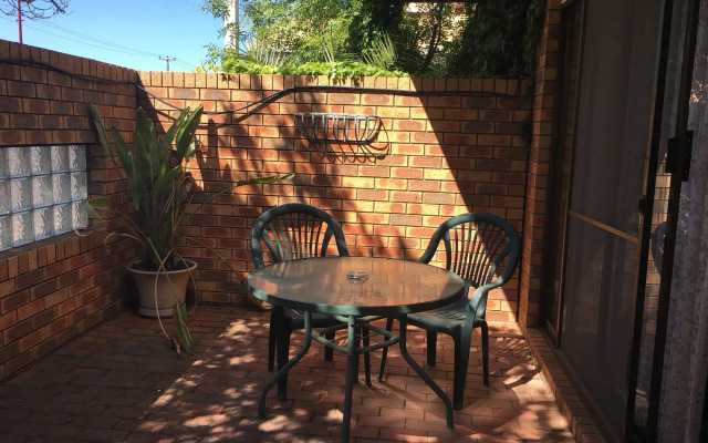 Horsham Mid City Court Motel