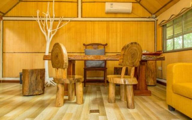 Yang Shuo CTN Courtyard Hotel