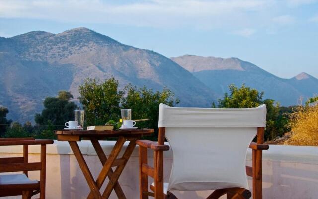 Eleni's Stately Home, picturesque location, By ThinkVilla