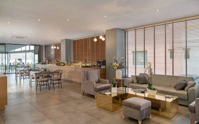 Elia Agia Marina Hotel