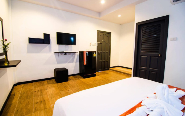 Colora Hotel Phuket